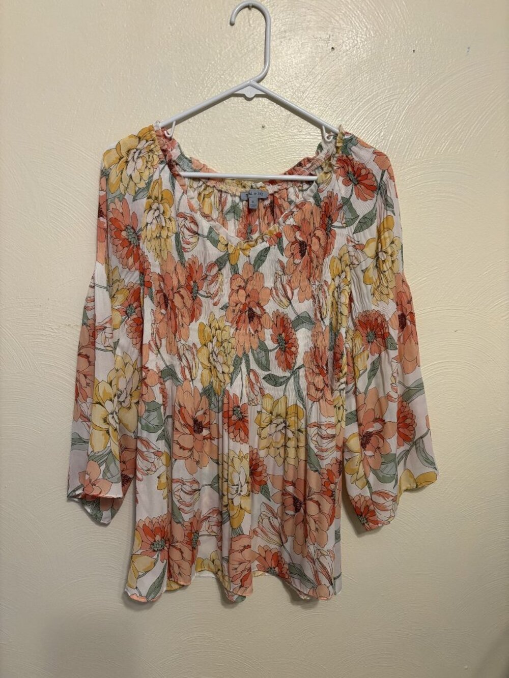 Floral & Ivy Womens XL Floral Print Smocked Blouse With 3/4 Sleeves Lightweight
